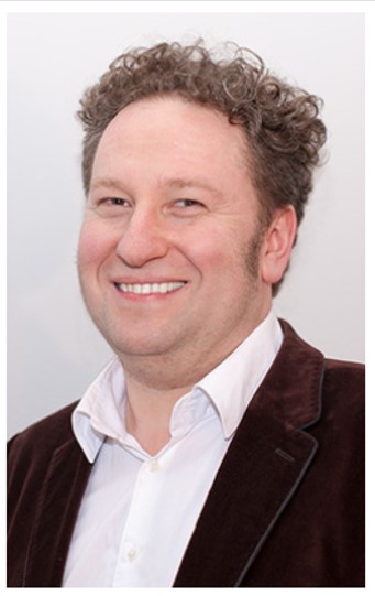 dr n. med. Krzysztof Szwajca